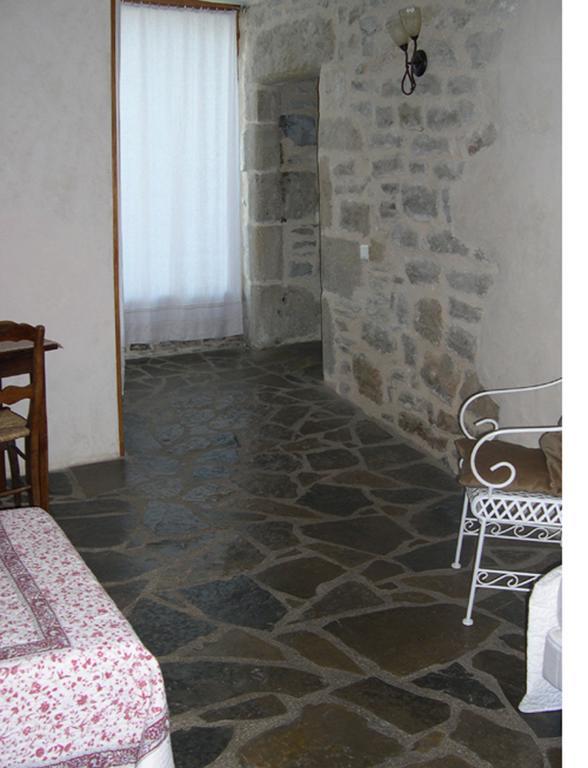 La Bergerie Bed & Breakfast Sainte-Eulalie-de-Cernon Ruang foto